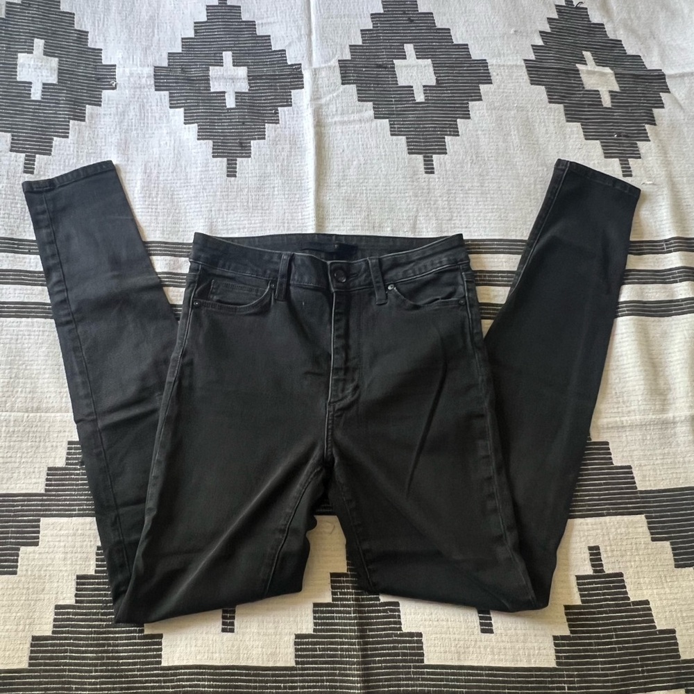 Joe’s Jeans black skinny jeans